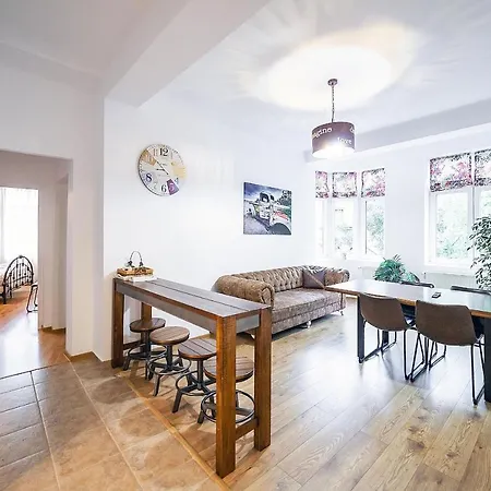 Apartament Dinicu Brasov